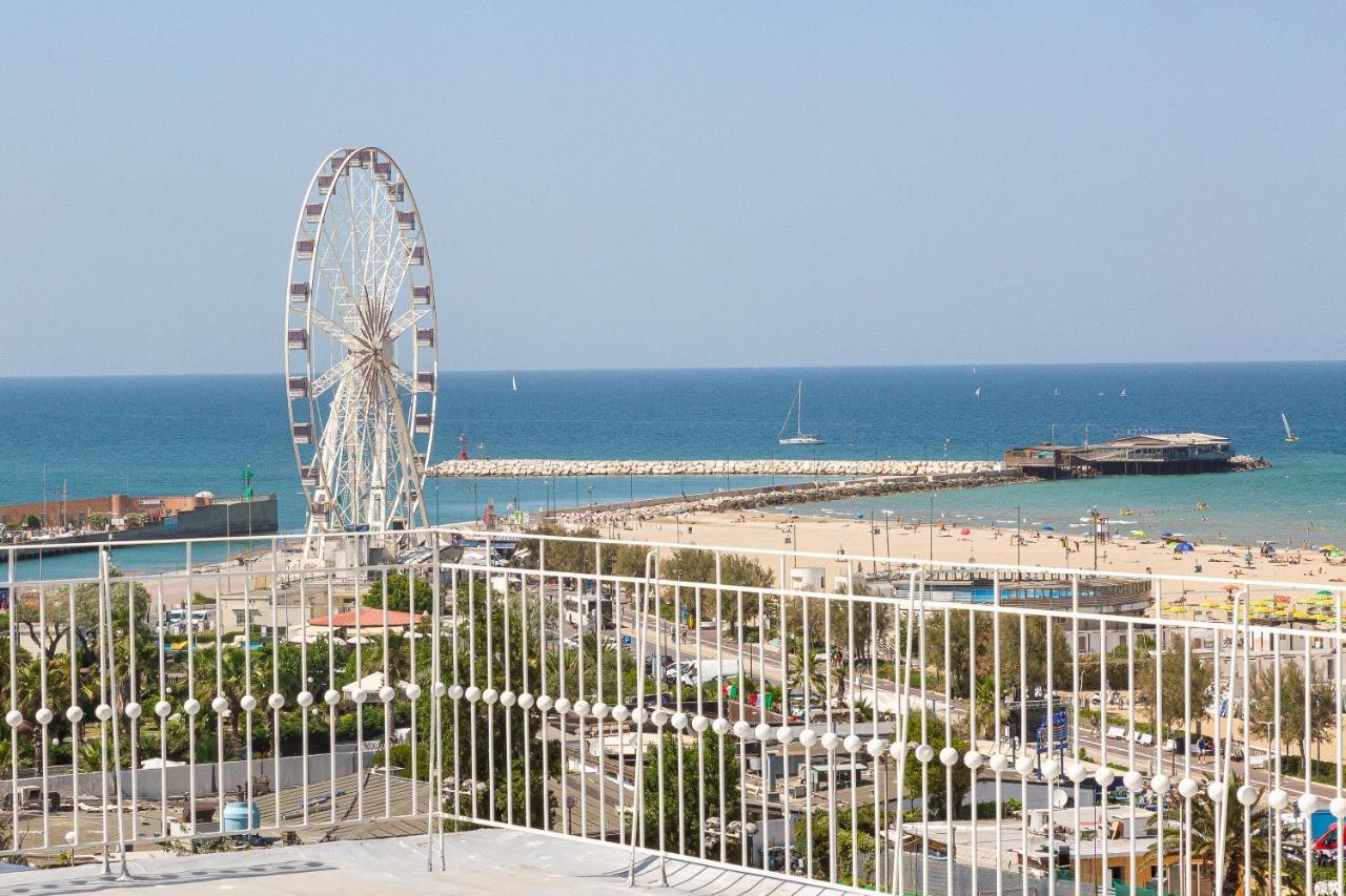 Hotel Milton Rimini Esterno foto