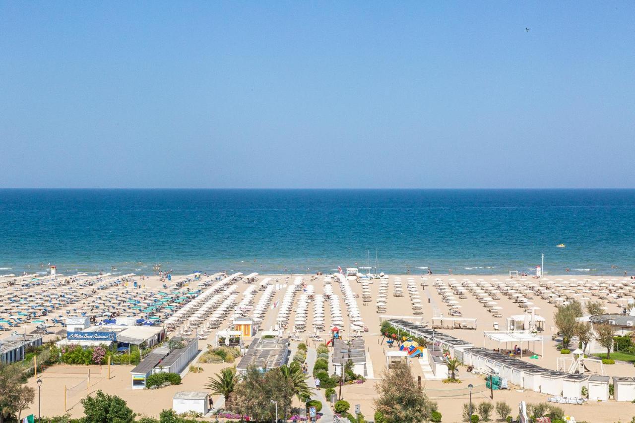 Hotel Milton Rimini Esterno foto