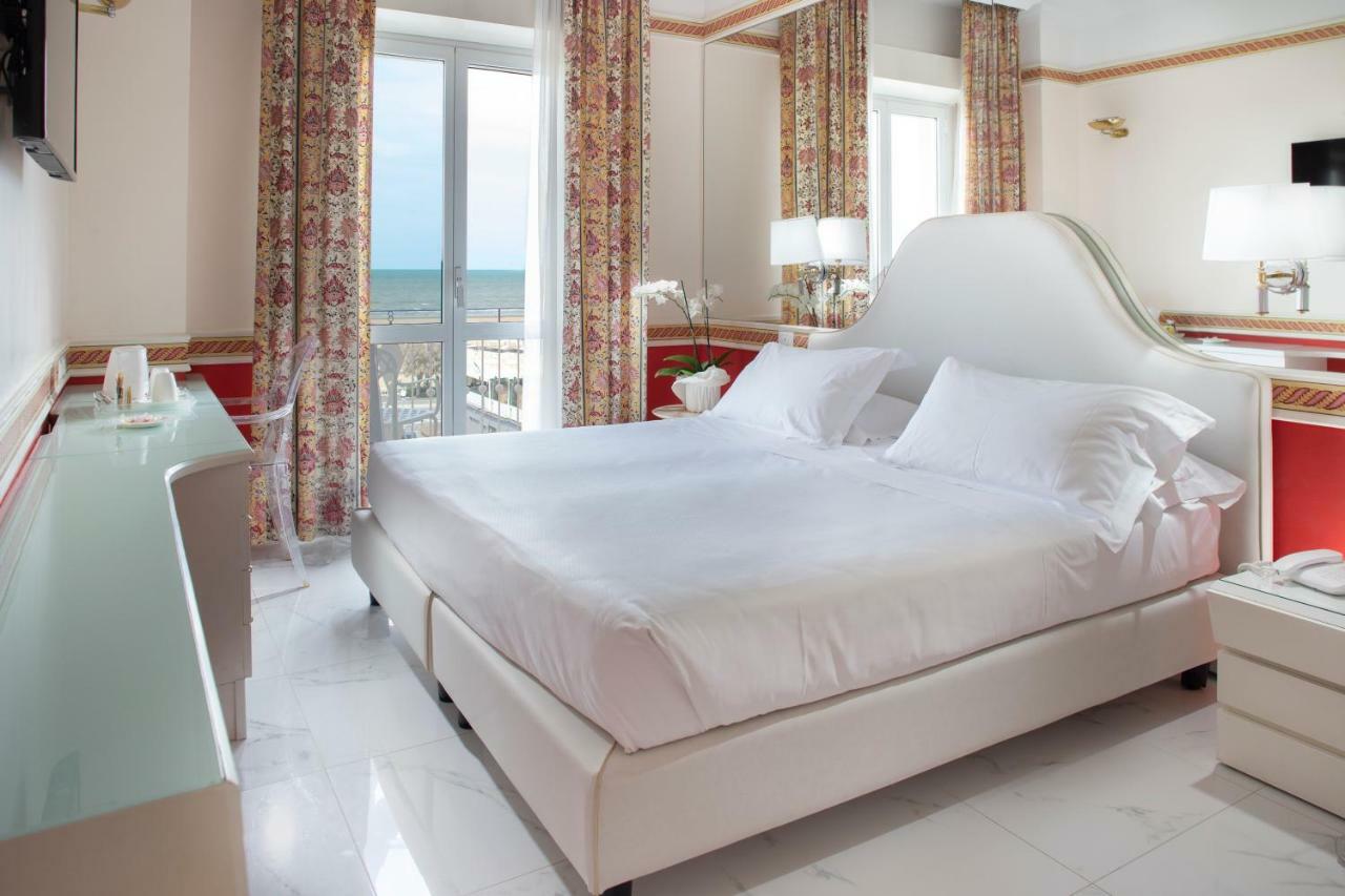 Hotel Milton Rimini Esterno foto